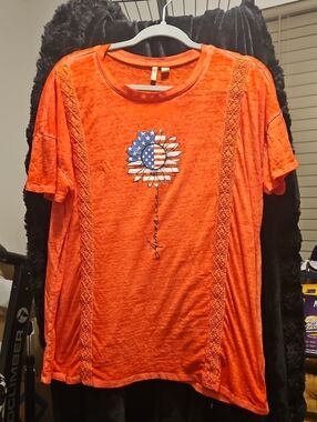 Women's Short Sleeve Tee with Flag Sunflower Graphic